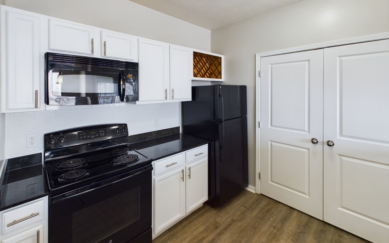 kitchen with appliances